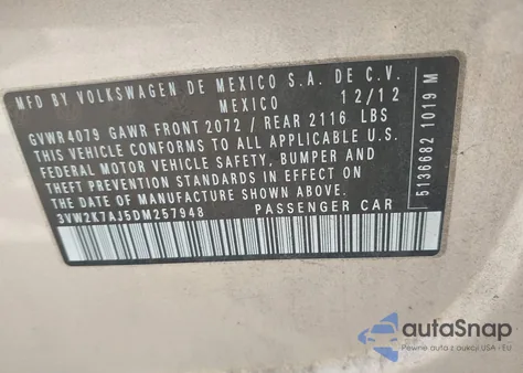 2013 Volkswagen Jetta 2.0L S z USA, uszkodzony, nr VIN 3VW2K7AJ5DM257948